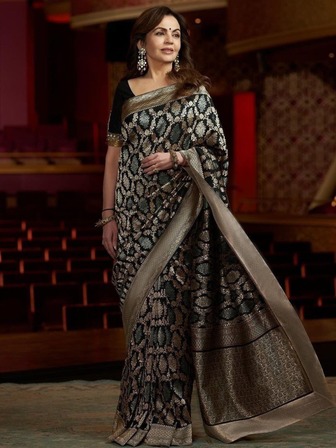 

BESUCHER Woven Design Printed Banarasi Zari Saree, Black