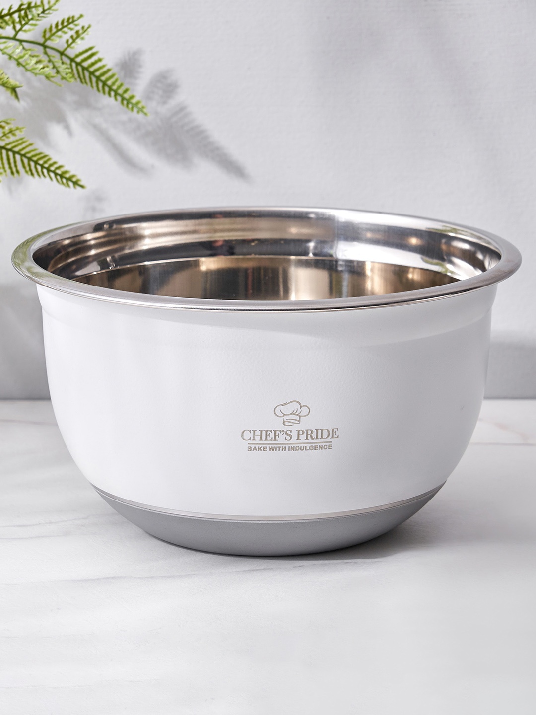 

Home Centre White Chef's Pride Altai White Stainless Steel Mixing Bowl - 2.6L
