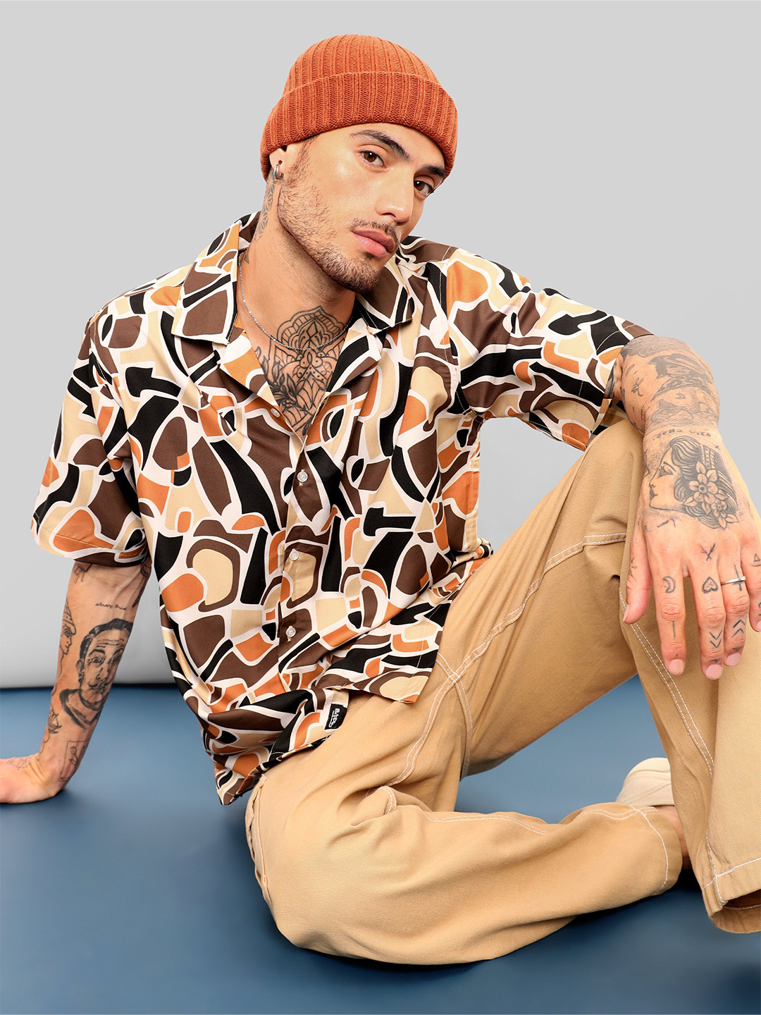 

Beyoung Classic Short Sleeves Opaque Printed Paradise Hawaiian Shirt, Camel brown