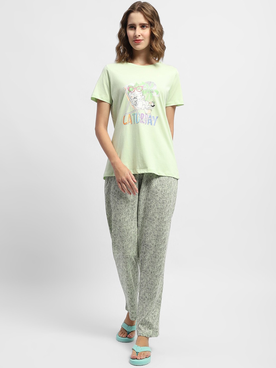 

MADAME M SECRET Geometric Printed T-shirt With Pyjamas, Lime green