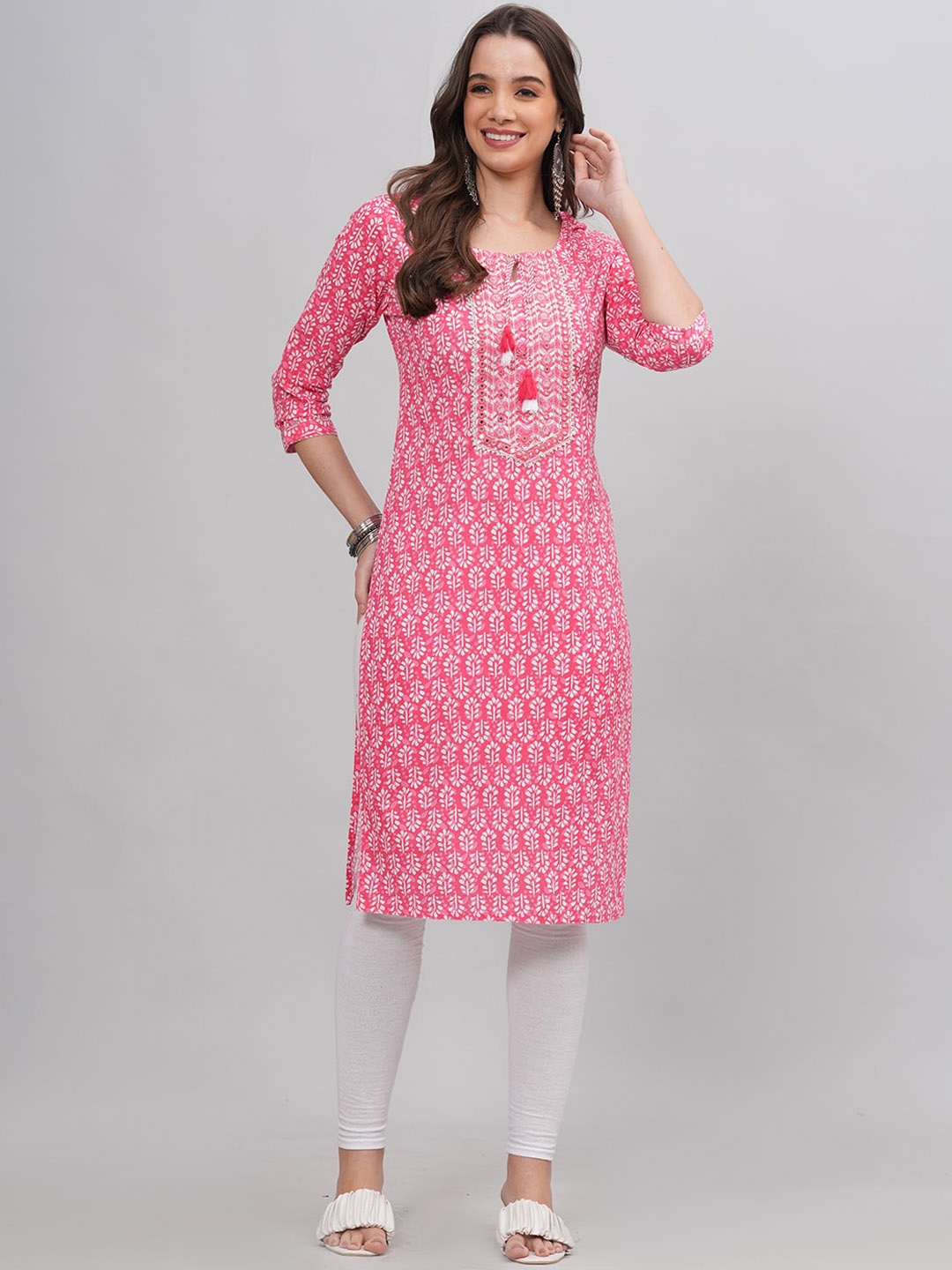 

JC4U Ethnic Motifs Printed Mirror Work Round Neck Straight Kurta, Pink