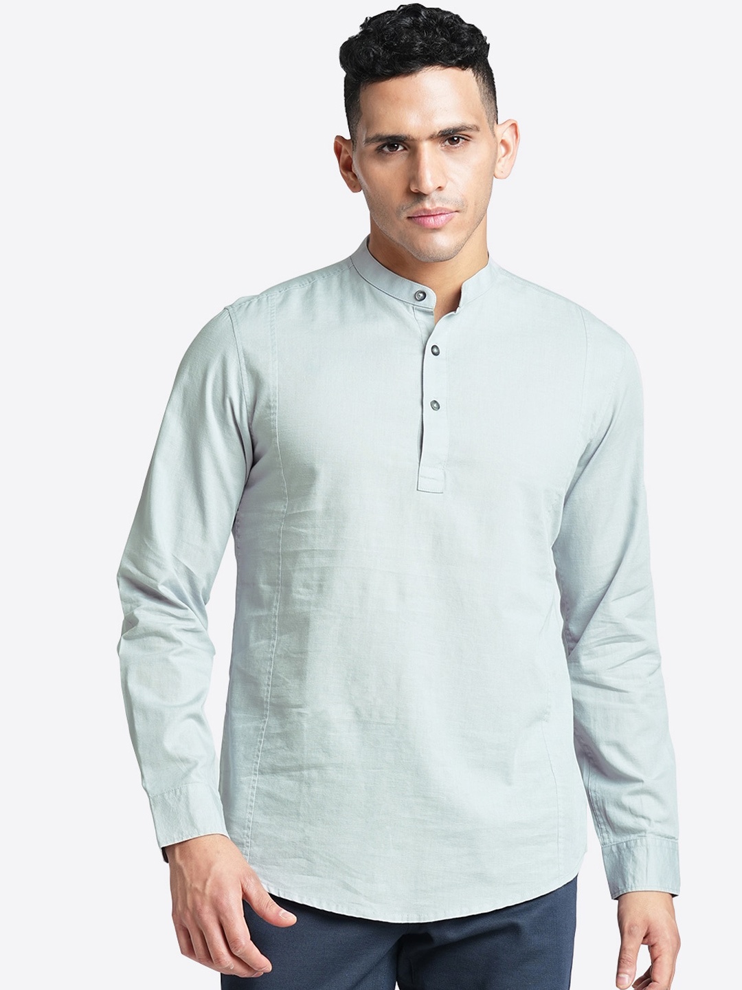 

Blue Buddha Thread Work Cotton Mandarin Collar Long Sleeves Straight Kurta, Grey