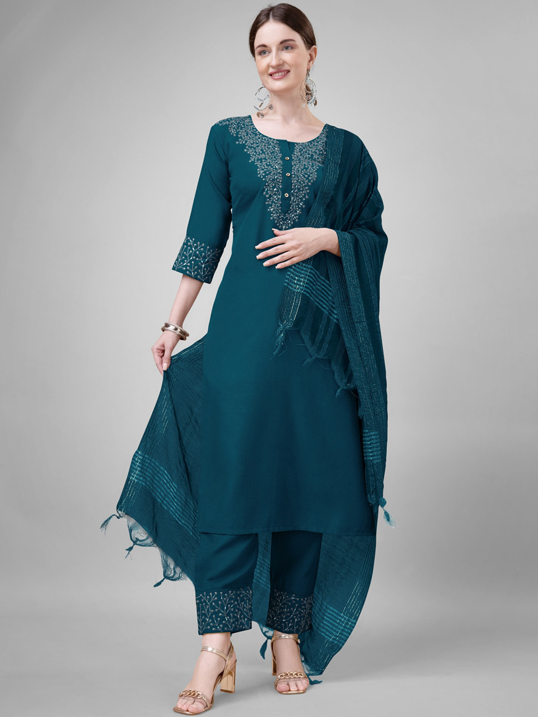 

ARADHNA Ethnic Motifs Yoke Design Regular Sequinned Straight Kurta With Trousers & Dupatta, Blue