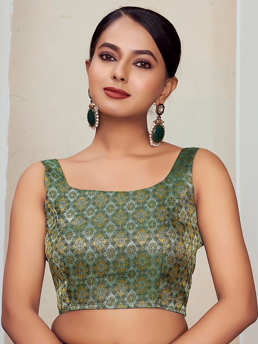 

Vardha Brocade Padded Saree Blouse, Green