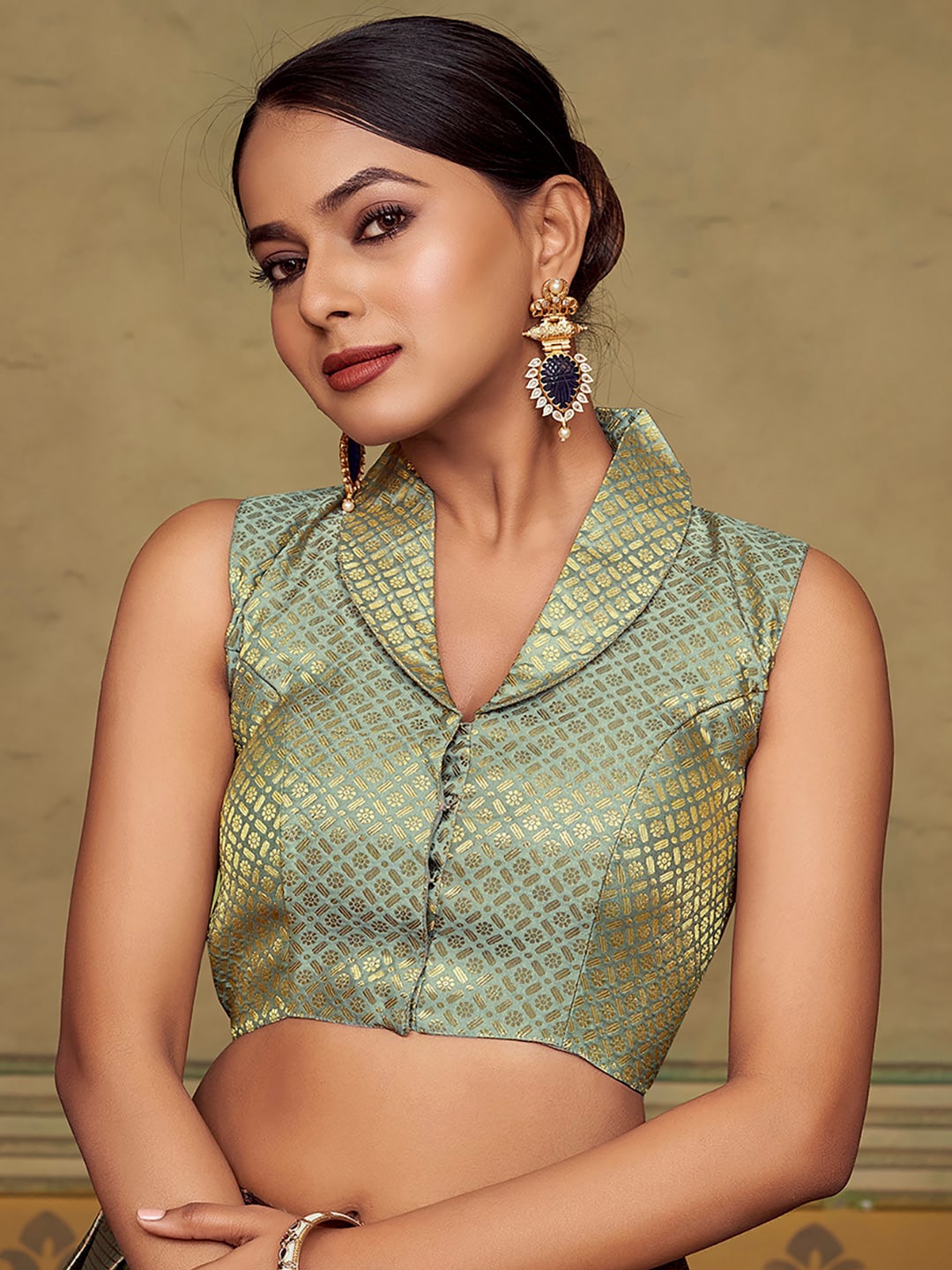 Vardha Brocade Collar Neck Padded Saree Blouse, Sea green
