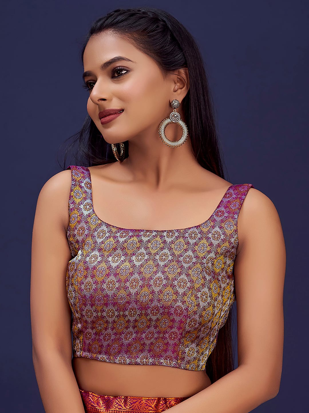 

Vardha Brocade Detailed Padded Sleeveless Saree Blouse, Burgundy