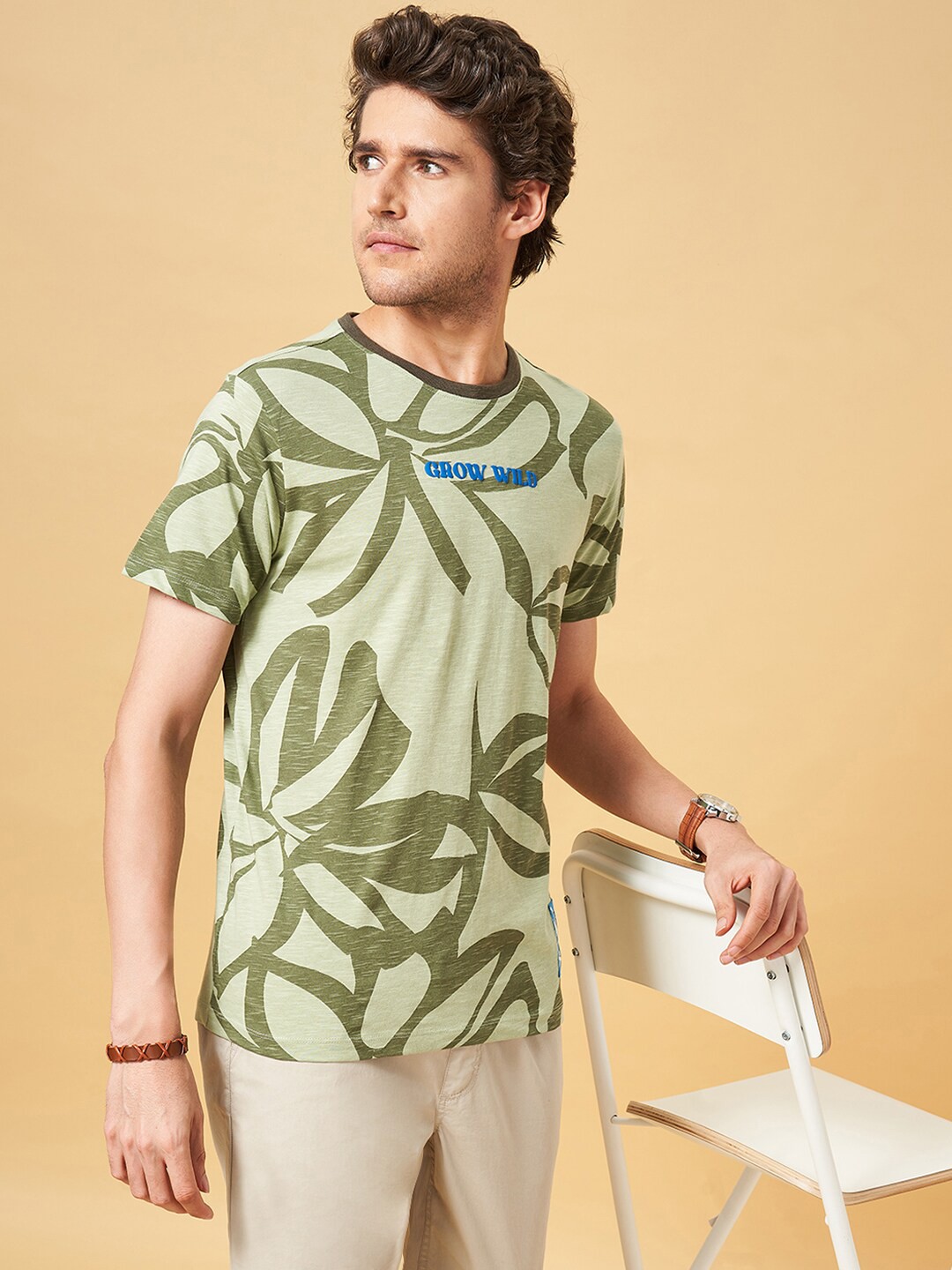 

Urban Ranger by pantaloons Typography Printed Round Neck Slim Fit Cotton T-shirt, Green