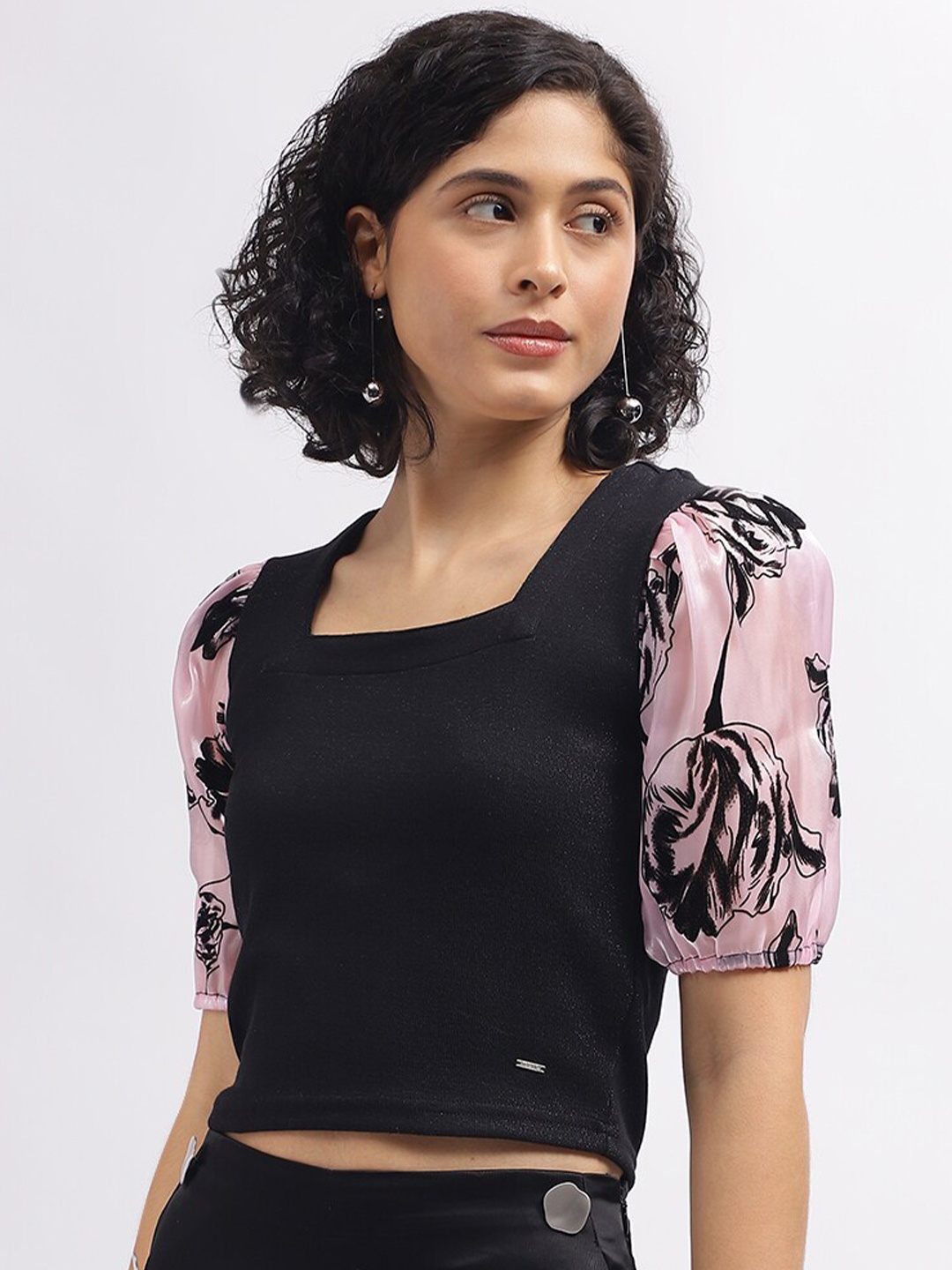 

ELLE Square Neck Puff Sleeve Fitted Casual Crop Top, Black