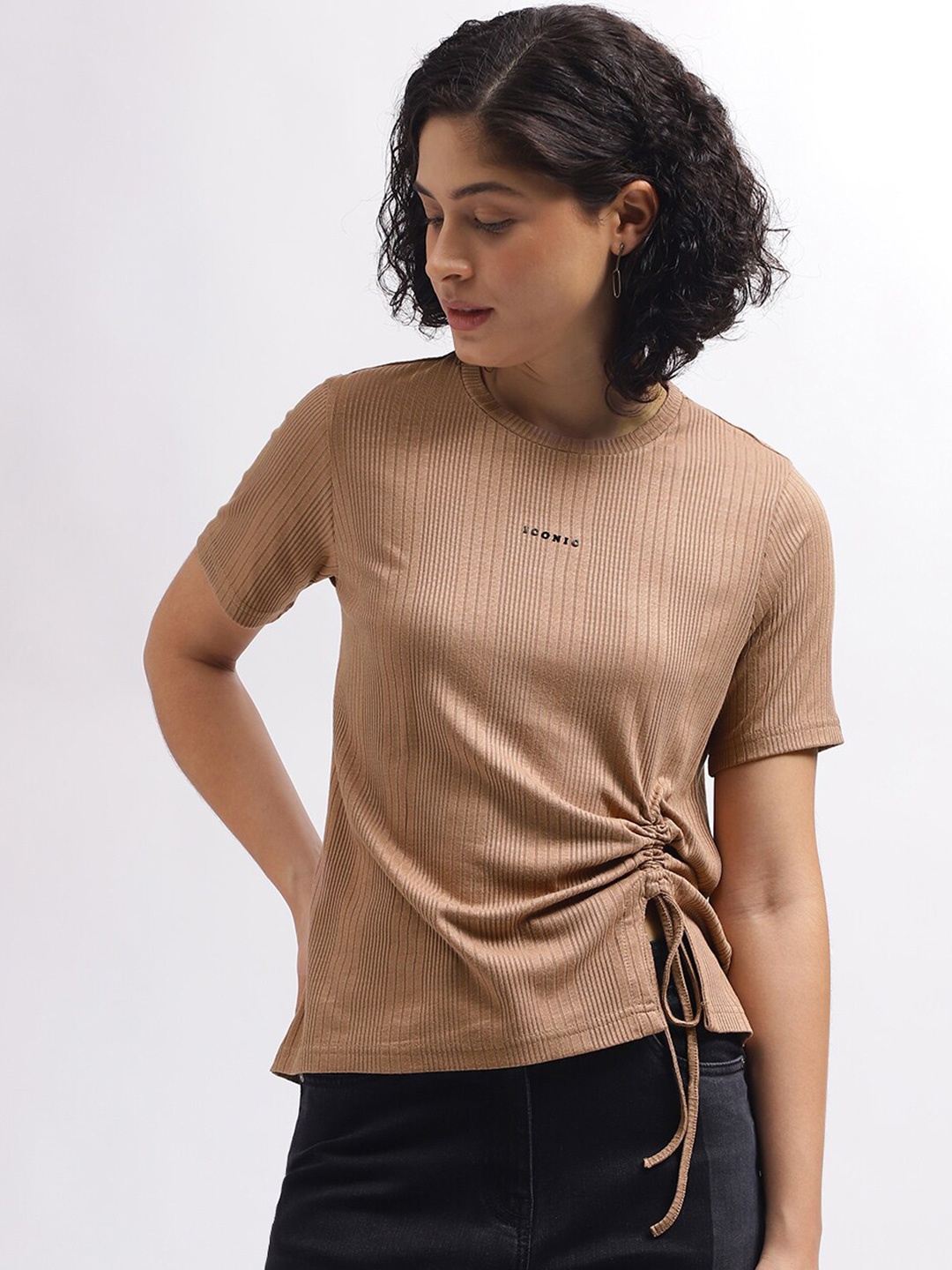 Iconic Round Neck Short Sleeves Top, Brown