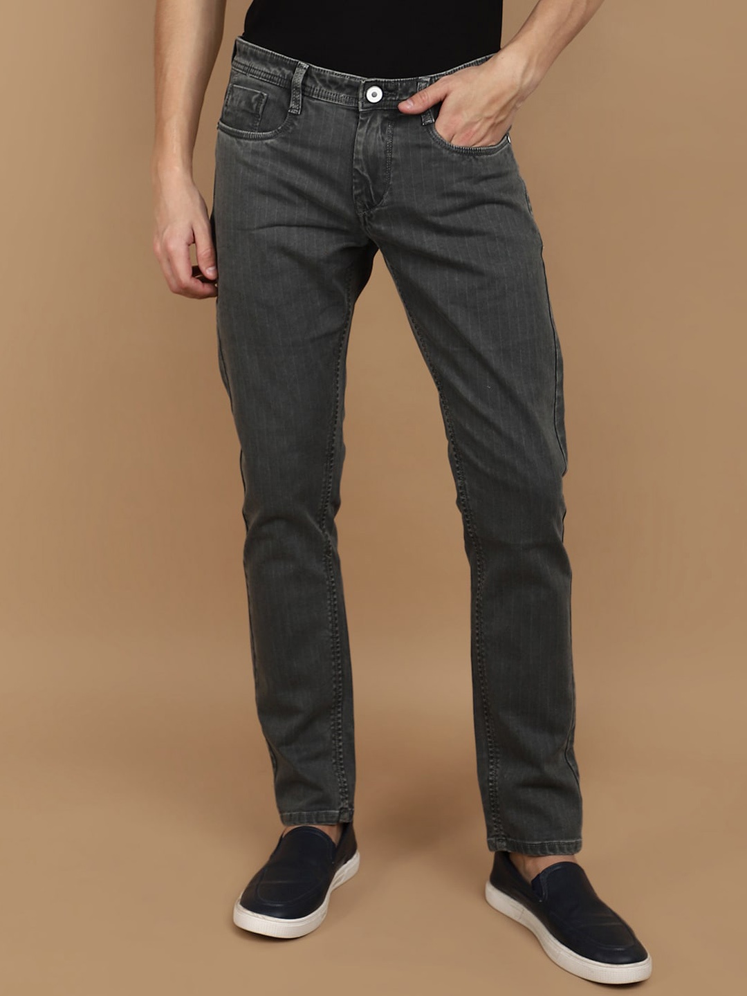 V-Mart Men Slim Fit Mid-Rise Clean Look Striped Cotton Jeans, Grey