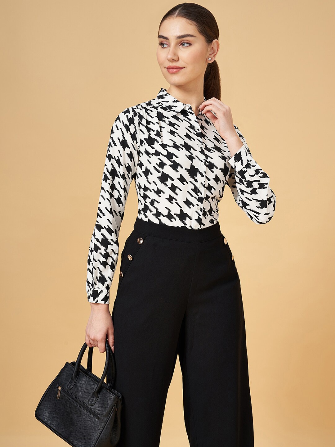 

Annabelle by Pantaloons Abstract Printed Formal Shirt, Off white