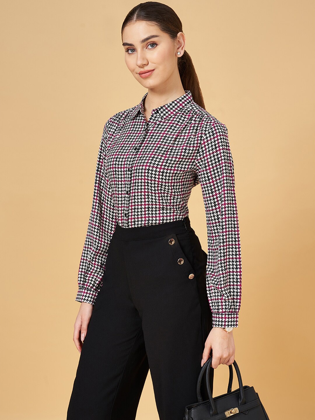 

Annabelle by Pantaloons Geometric Printed Formal Shirt, Off white