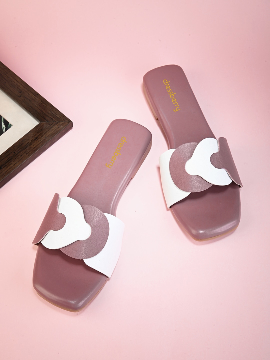 

DressBerry Pink Open Toe Flats