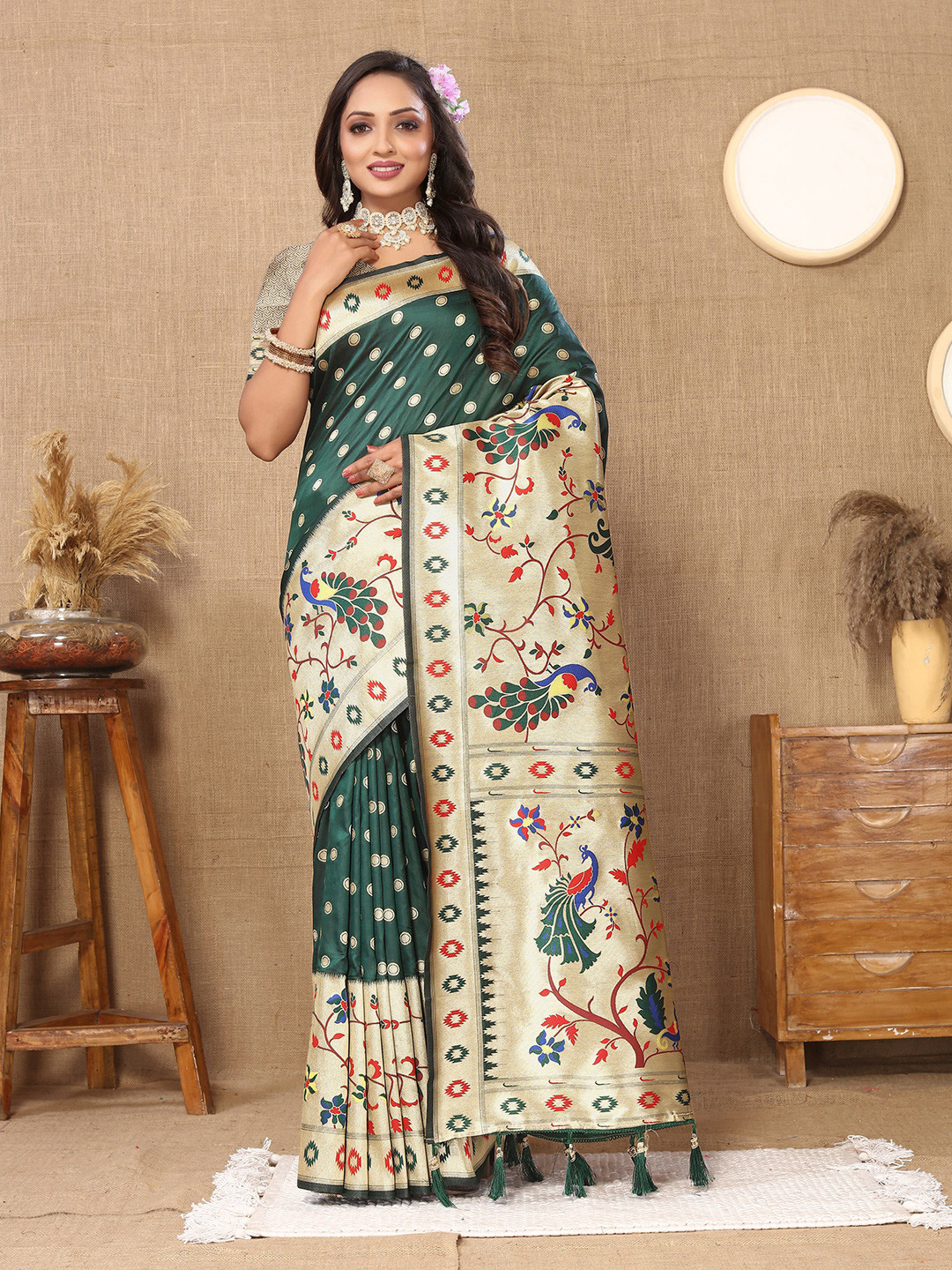 

bansari textiles Kalamkari Woven Design Patola Zari Saree, Green