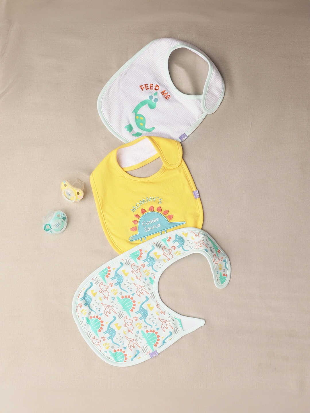 

MiArcus Infants Pack Of 3 Printed Cotton Bibs, White