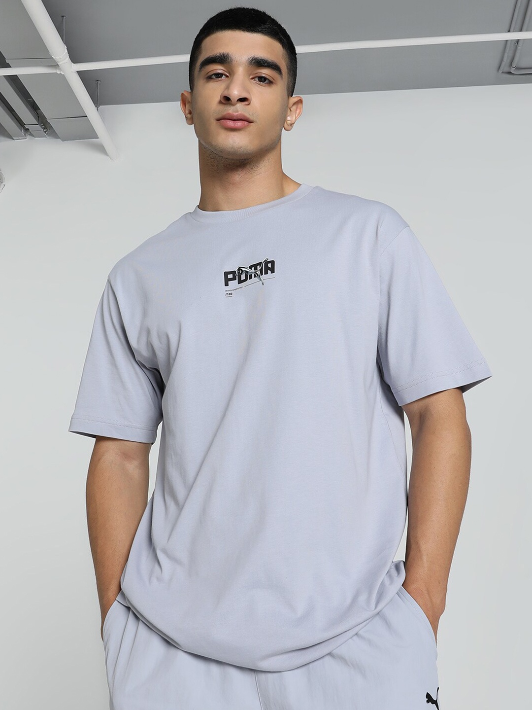 

Puma GRAPHICS Chrome Cat Relaxed Fit T-shirt, Grey