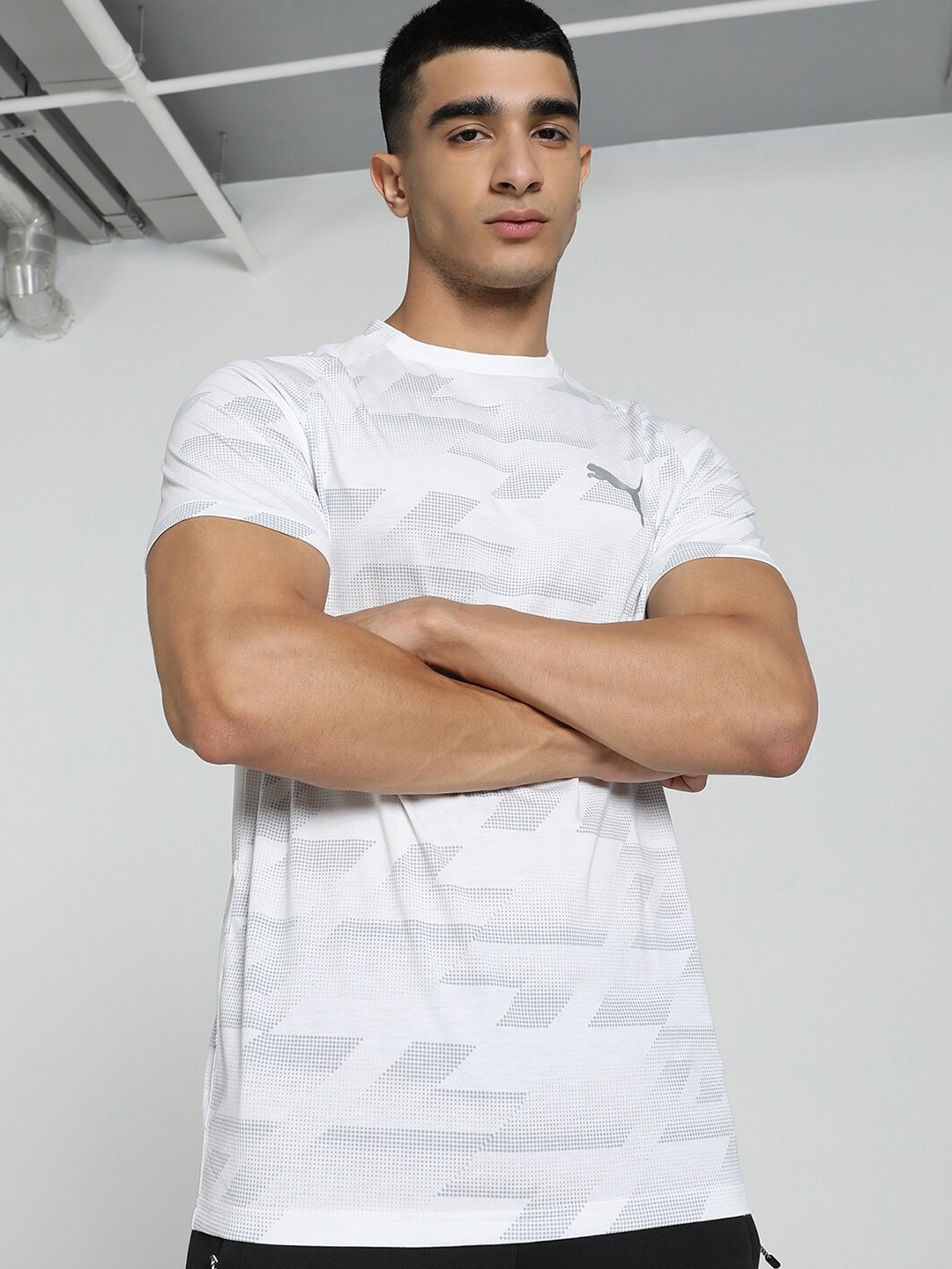 

Puma EVOSTRIPE Printed Slim Fit T-shirt, White