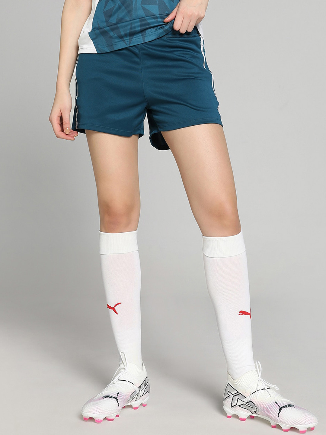 

Puma Women IndividualBLAZE Football Shorts, Blue