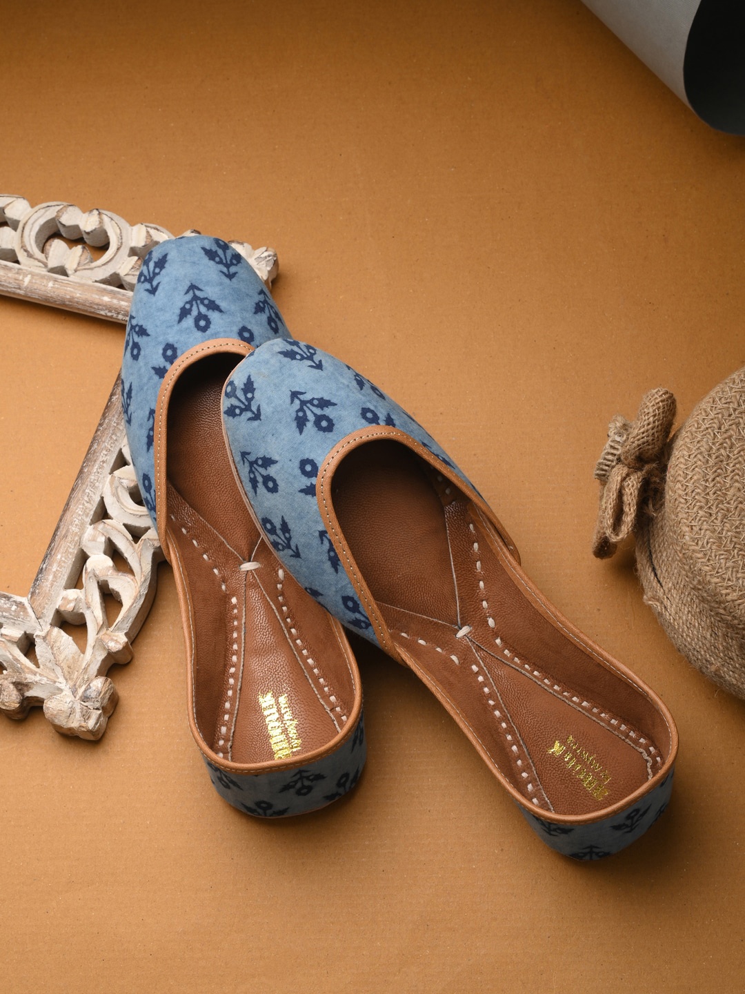 

Anouk Printed Mojaris, Blue