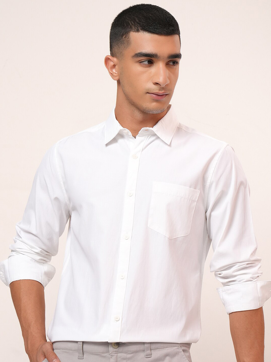 

HIGHLANDER Slim Fit Shirt, White