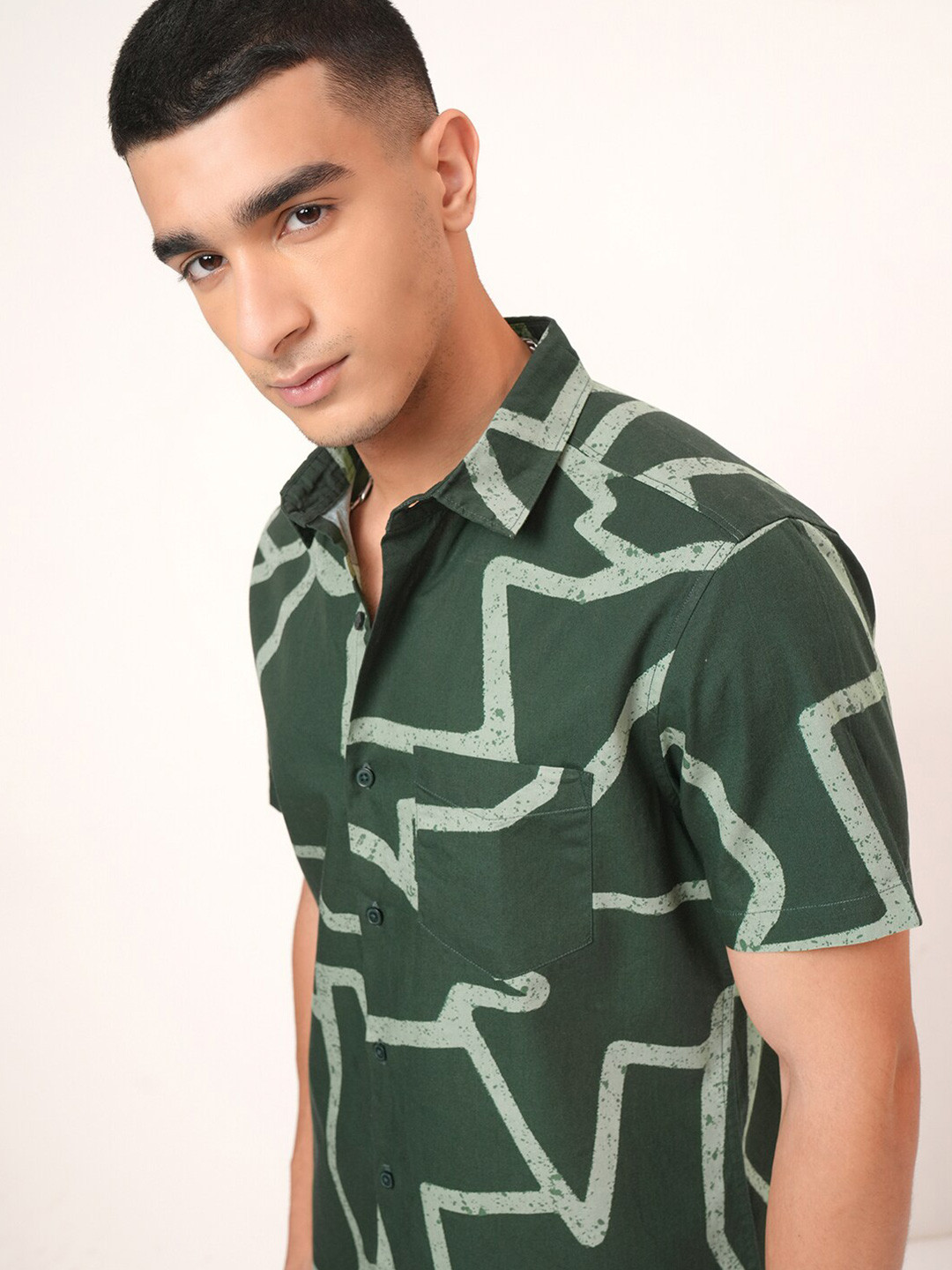 

Highlander Men Slim Fit Casual Shirt, Green