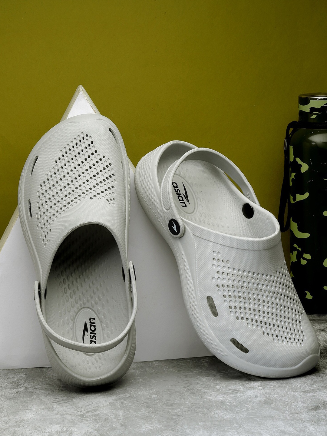

ASIAN Boys Self Design Clogs, Grey