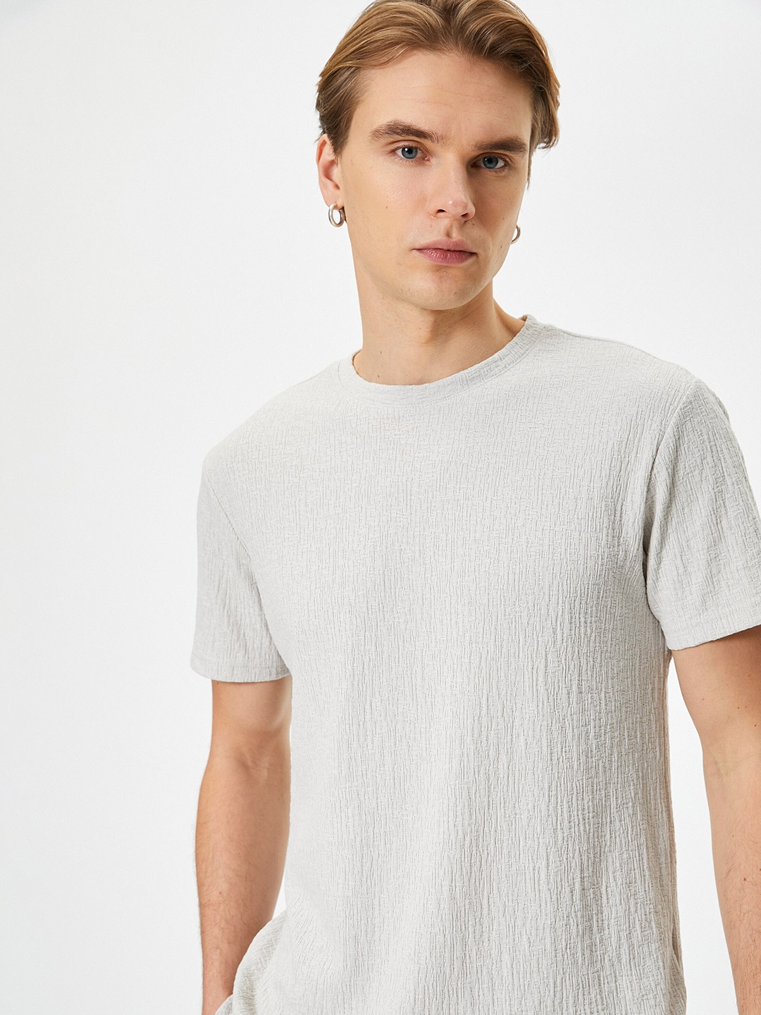 Koton Round Neck Pure Cotton Casual Slim-Fit T-shirt, Grey