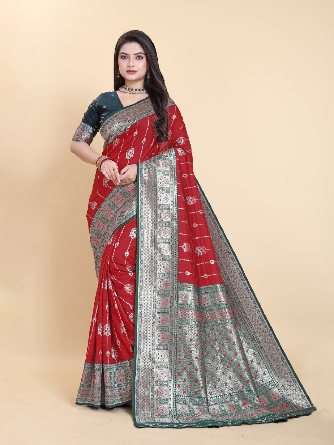 

SANJANA SILK Floral Woven Design Zari Pure Silk Kanjeevaram Saree, Red