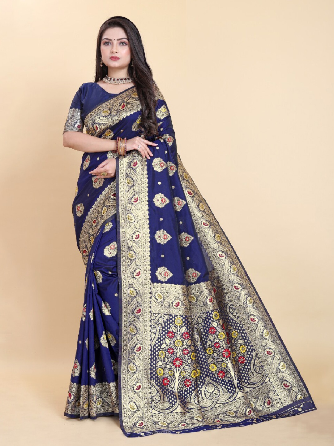 

SANJANA SILK Floral Zari Pure Silk Kanjeevaram Saree, Navy blue