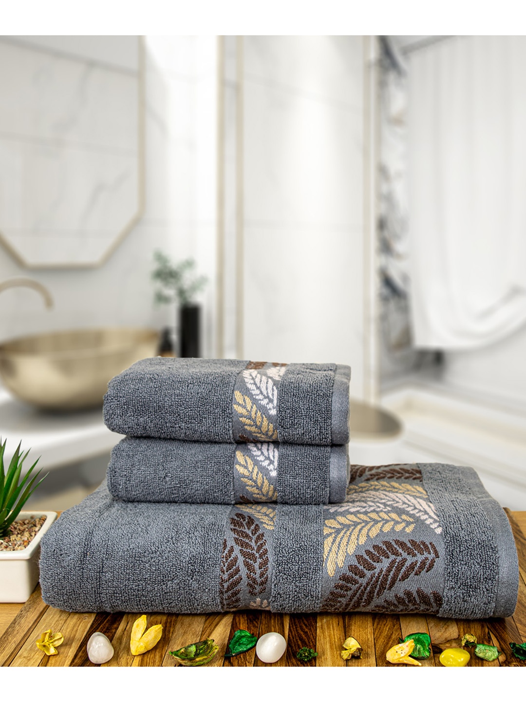 

RANGOLI Grey & Brown 3 Piece Terry Cotton Towel Set