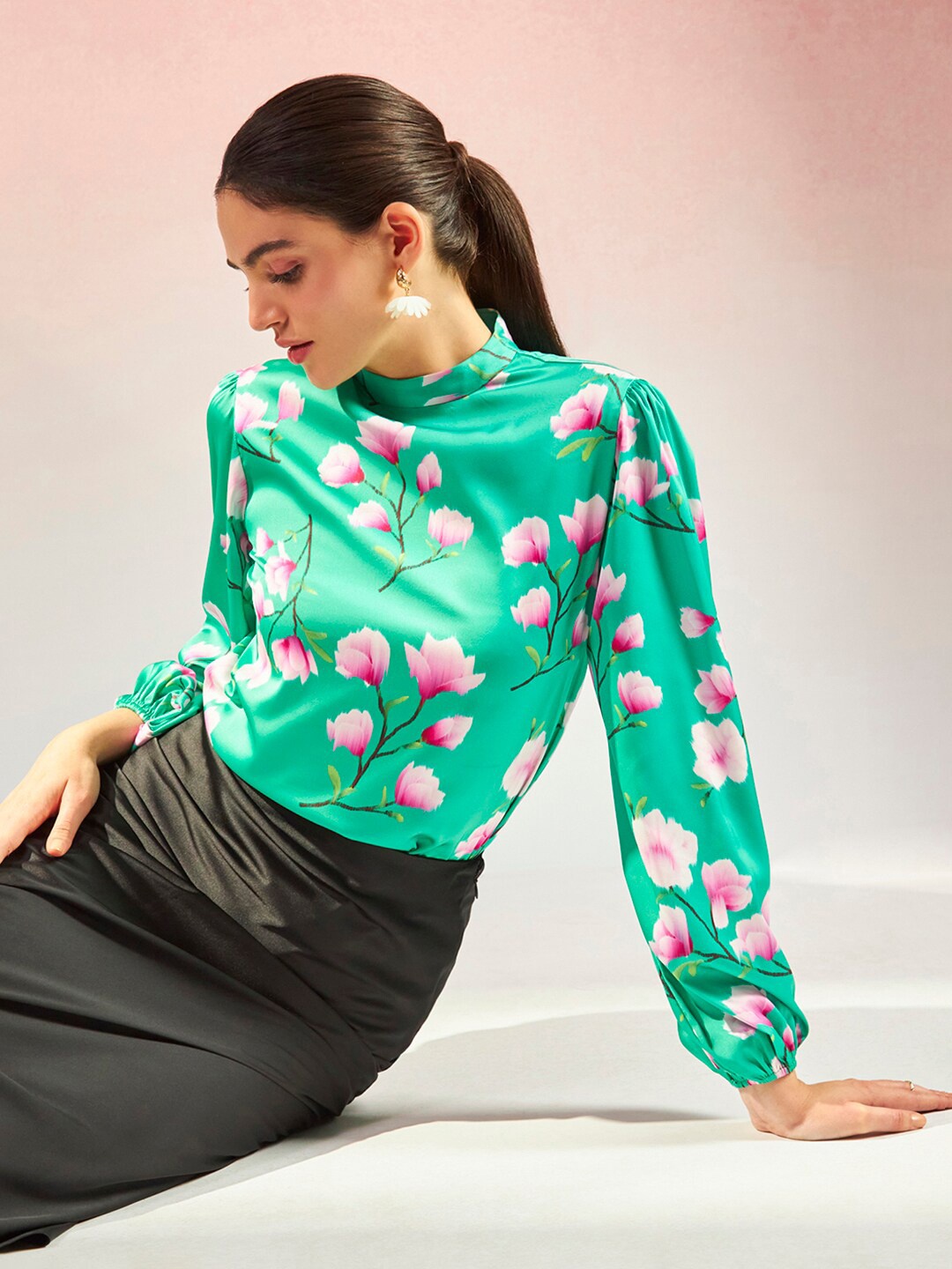 

Virgio Floral Printed High Neck Puff Sleeves Regular Top, Green