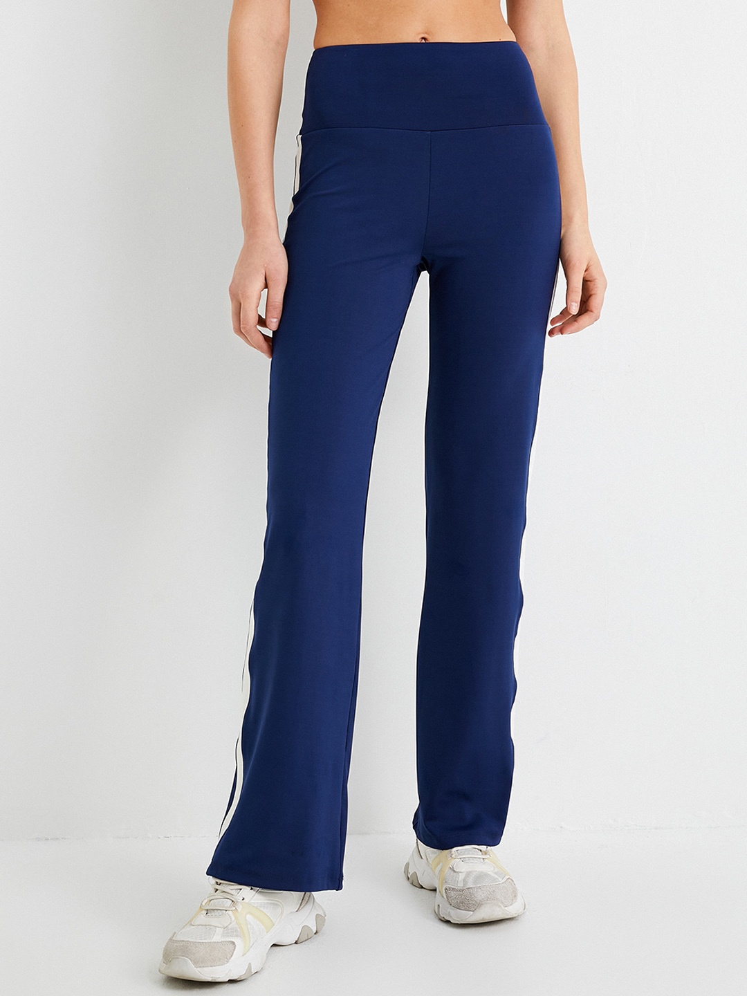 

Koton Women Mid-Rise Track Pants, Navy blue