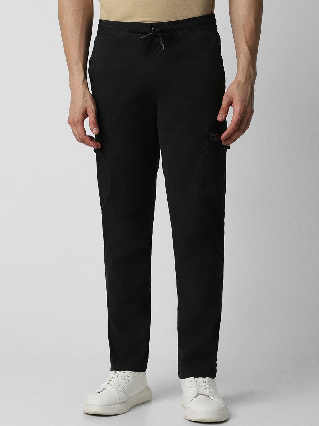 

Van Heusen Sport Men Mid-Rise Slim Fit Cargo Trousers, Black