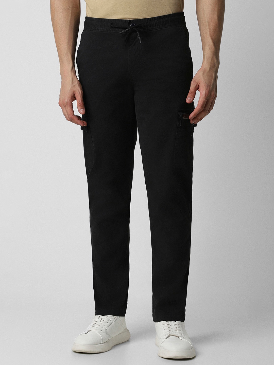 

Van Heusen Sport Men Mid-Rise Slim Fit Cargo Trousers, Black