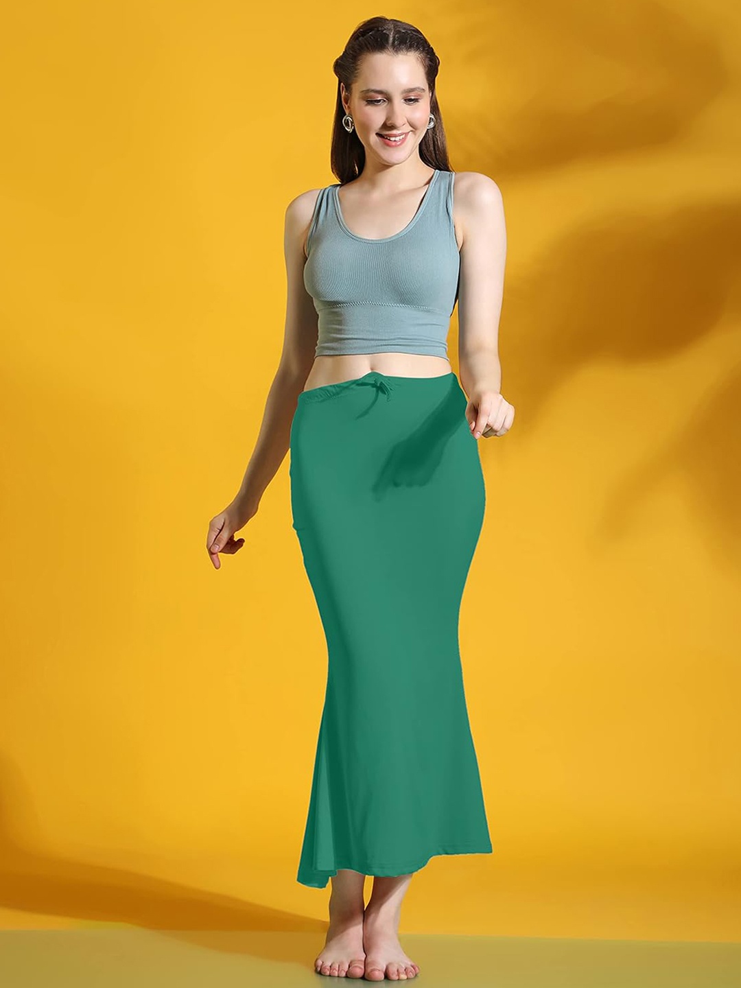 

Ekasya Stretchable Saree Shapewear, Green