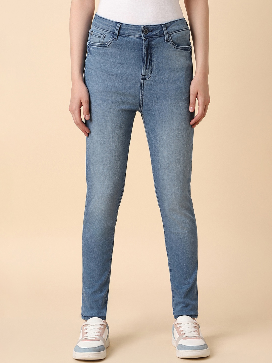 

Allen Solly Woman Skinny Fit Light Fade Clean Look Stretchable Jeans, Blue