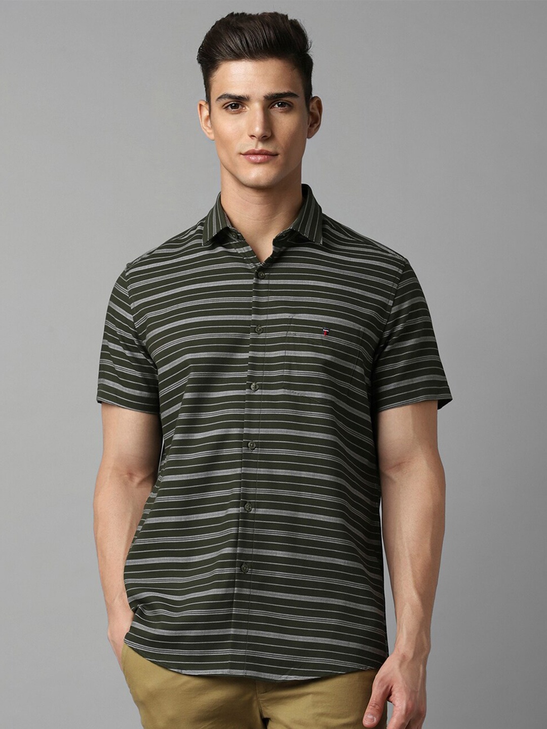 

Louis Philippe Sport Slim Fit Horizontal Striped Pure Cotton Casual Shirt, Green