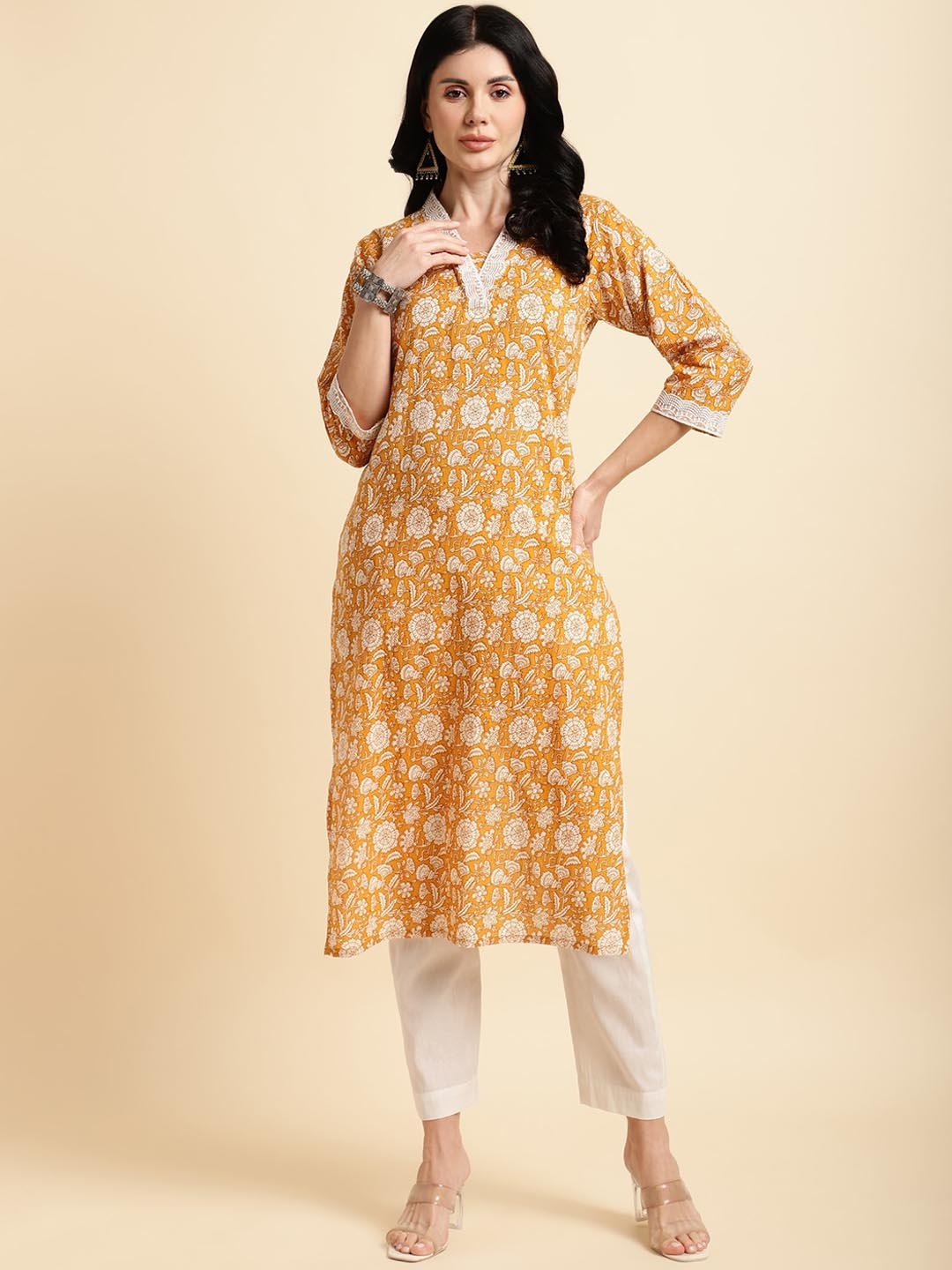 

KALINI Floral Printed Regular Pure Cotton Kurta with Trousers, Yellow