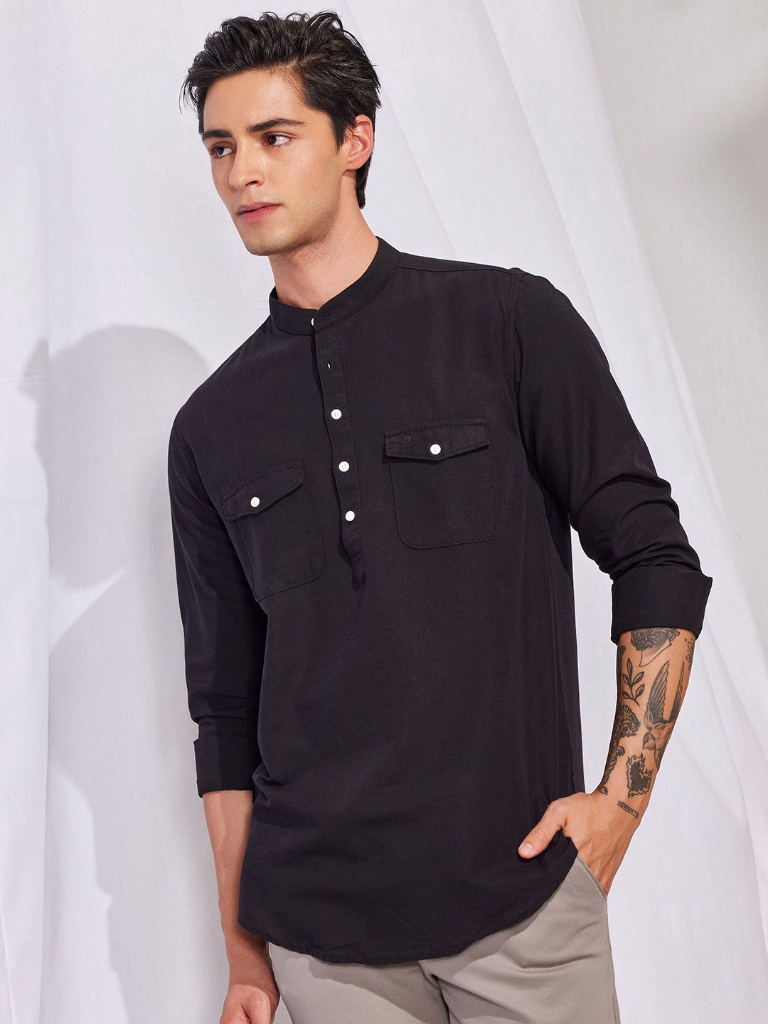

Red Flame Mandarin Collar Full Sleeve Cotton Casual Straight Kurta, Black