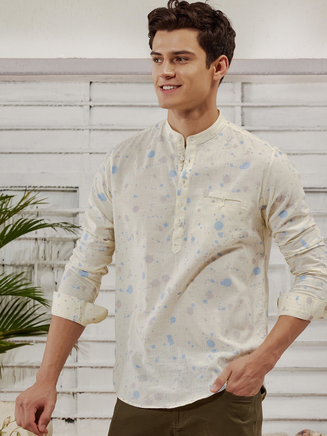 

Red Flame Mandarin Collar Long Sleeves Abstract Printed Straight Cotton Kurta, Yellow