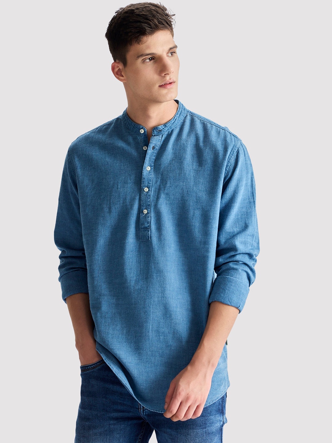 

Red Flame Mandarin Collar Long Sleeves Striped Straight Cotton Kurta, Blue