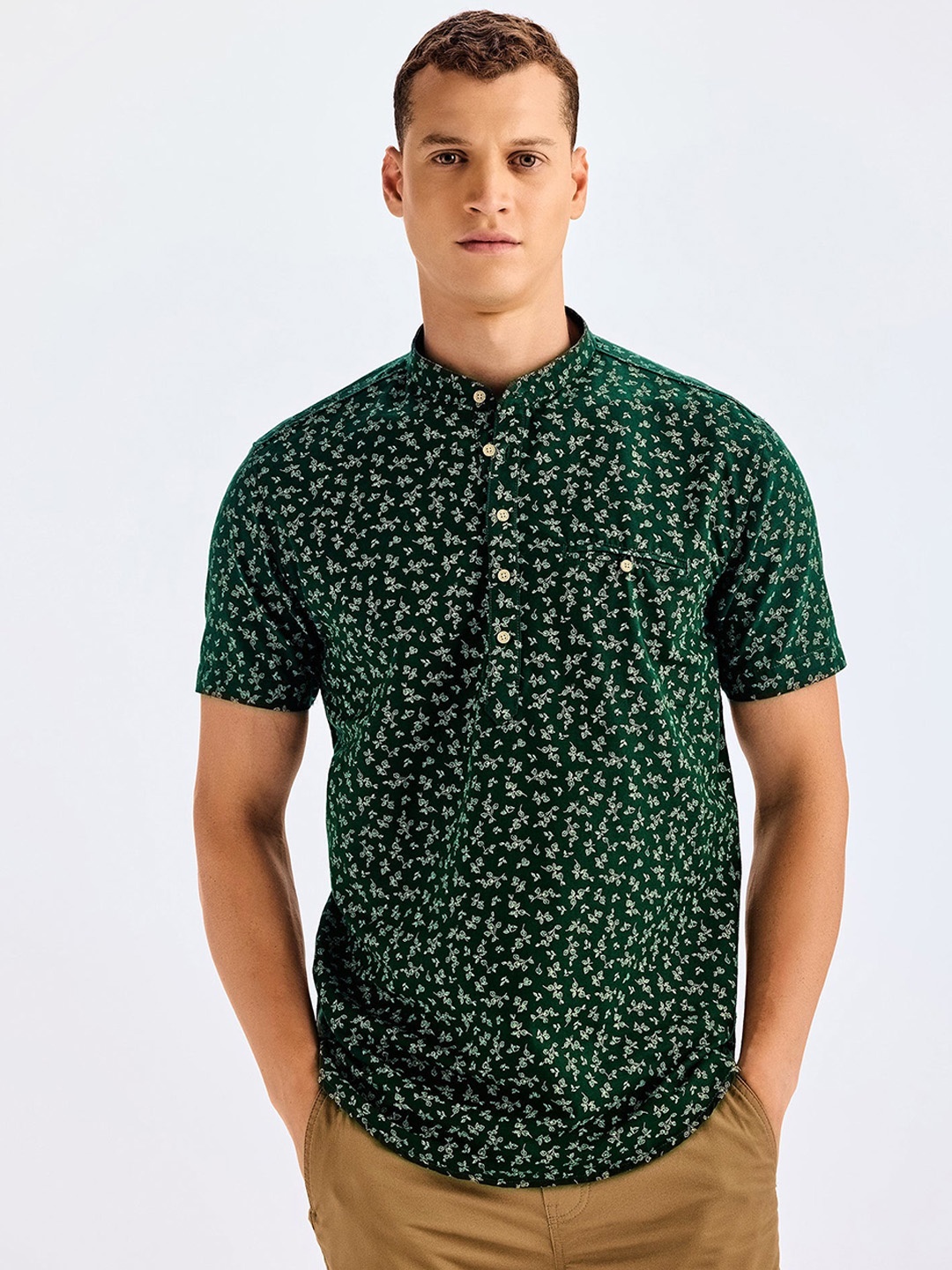 

Red Flame Floral Printed Cotton Strigth Kurta, Green