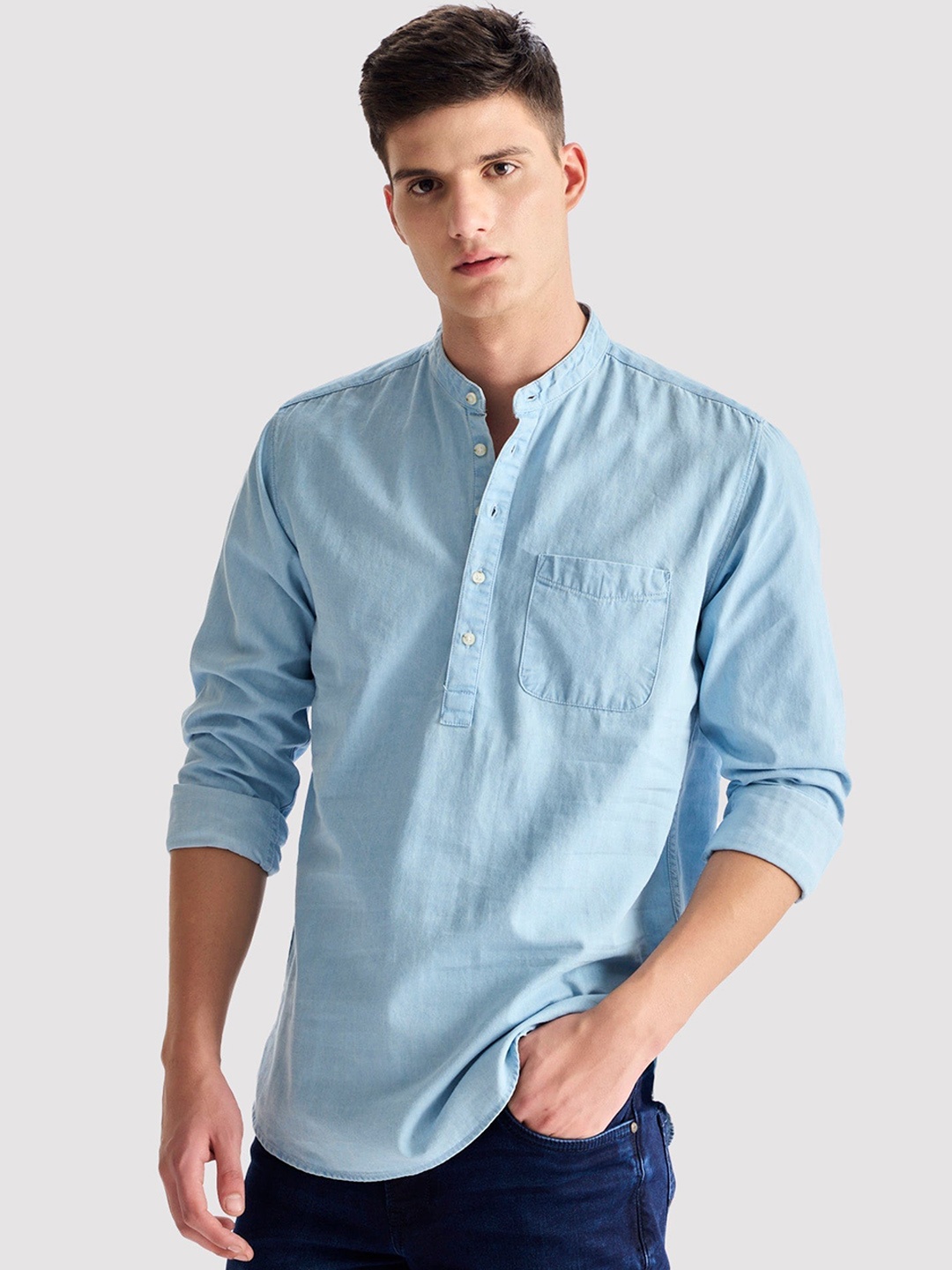 

Red Flame Mandarin Collar Thread Work Full Sleeve Casual Kurta, Blue
