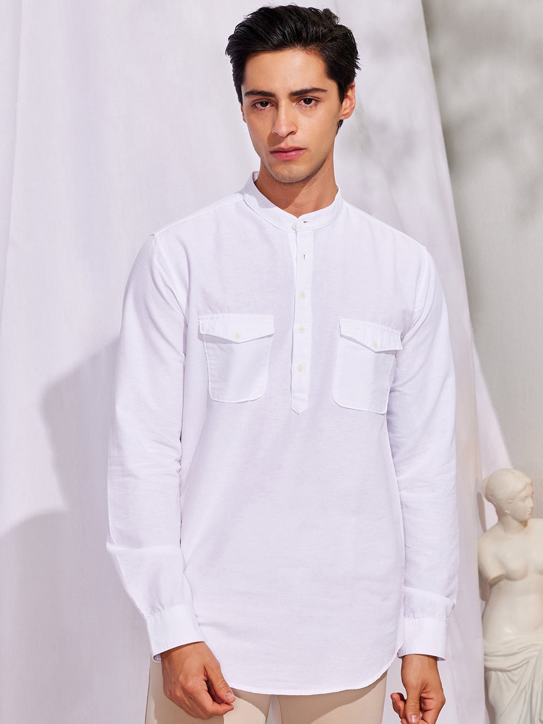 

Red Flame Mandarin Collar Thread Work Full Sleeve Casual Kurta, White