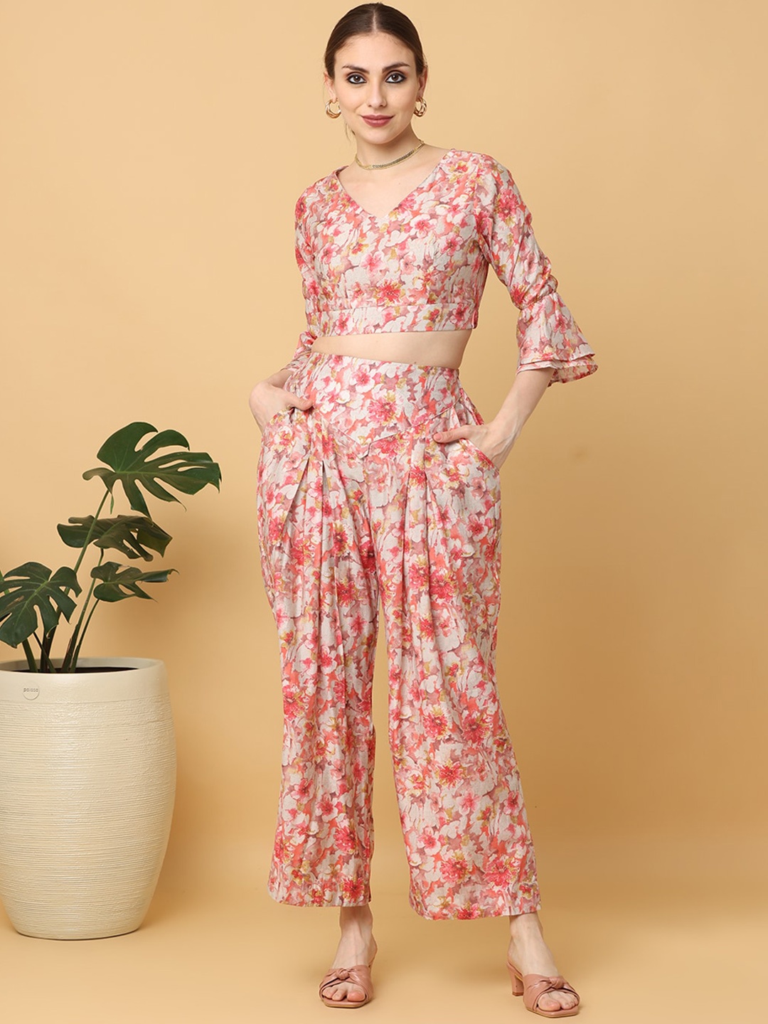 

Cora Floral Printed V-Neck Bell Sleeves Crop Top With Palazzo, Pink