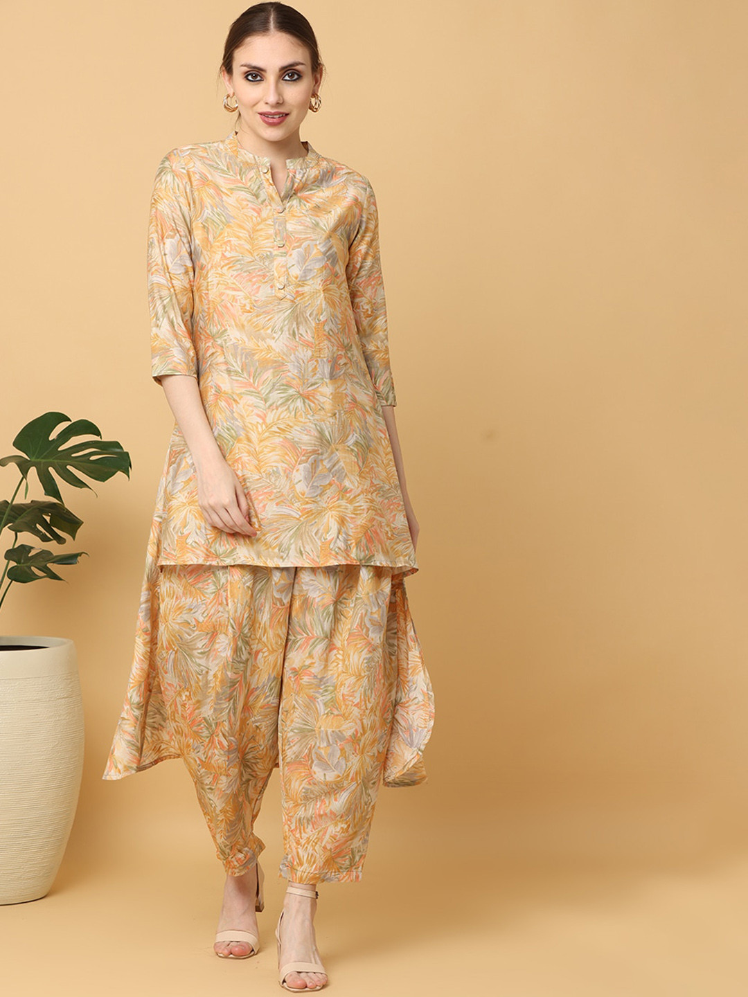 

Cora Floral Printed Mandarin Collar High-Low Tunic With Trouser, Yellow