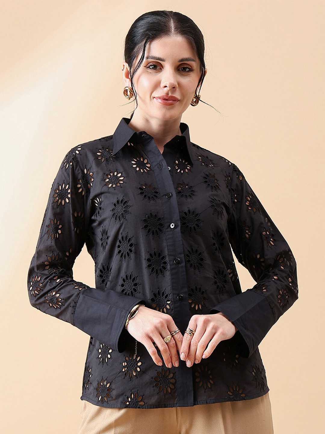 

PowerSutra Black Floral Self Design Spread Collar Embroidered Schiffli Cotton Shirt