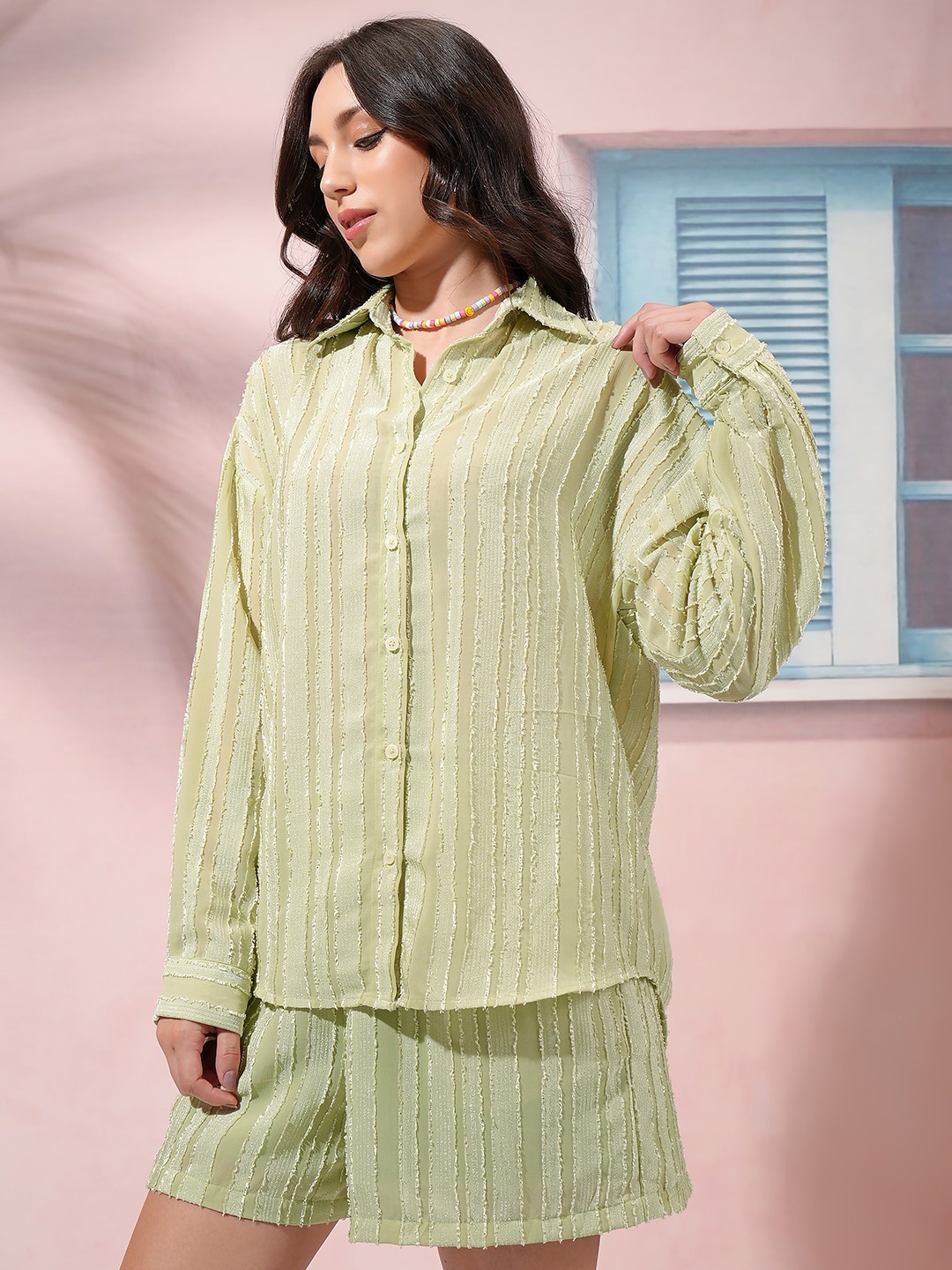 

Tokyo Talkies Relaxed Fit Shirt With Shorts Co-Ords, Green