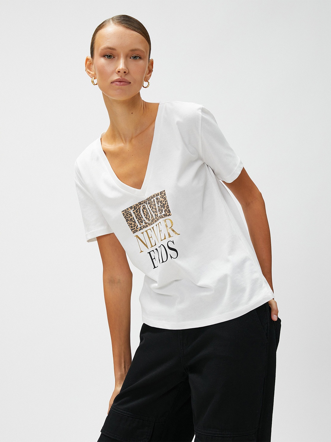 

Koton Typography Printed V-Neck Pure Cotton T-shirt, White
