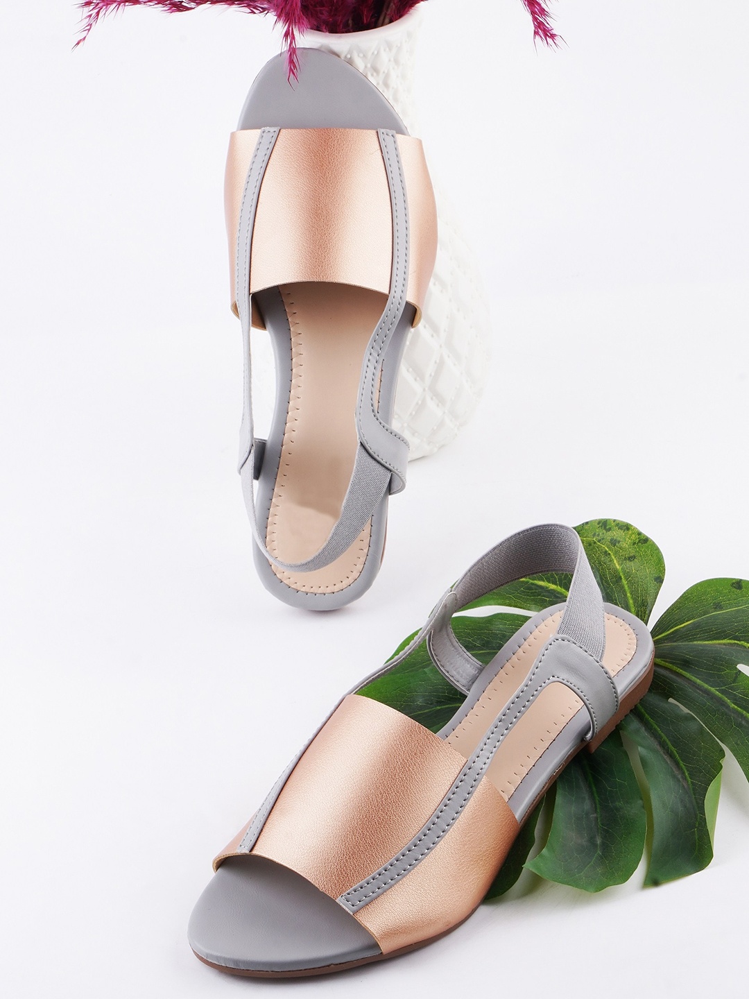 

Try Me Colourblocked Backstrap Open Toe Flats, Rose gold